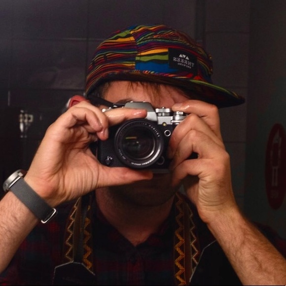 Meet your Posher, Cam - Picture 1 of 1